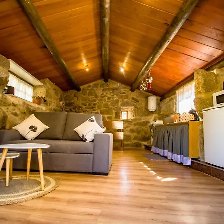 Vakantiehuis A Casina Dos Canastros Barcia (Ourense)